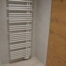 Handtuchtr Bad DG.JPG